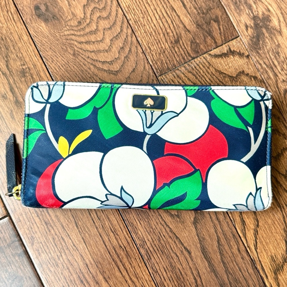 Kate Spade New York Dawn Breezy Floral Large Continental Wallet